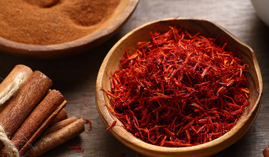 Saffron and cinnamon spices