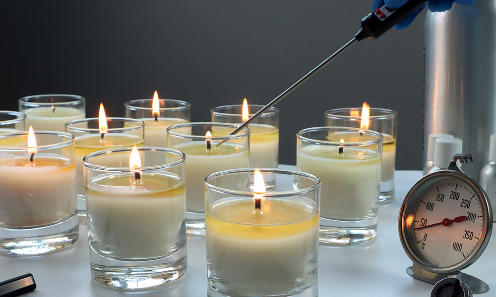Troubleshooting Common Fragrance Performance Issues in Candle Making